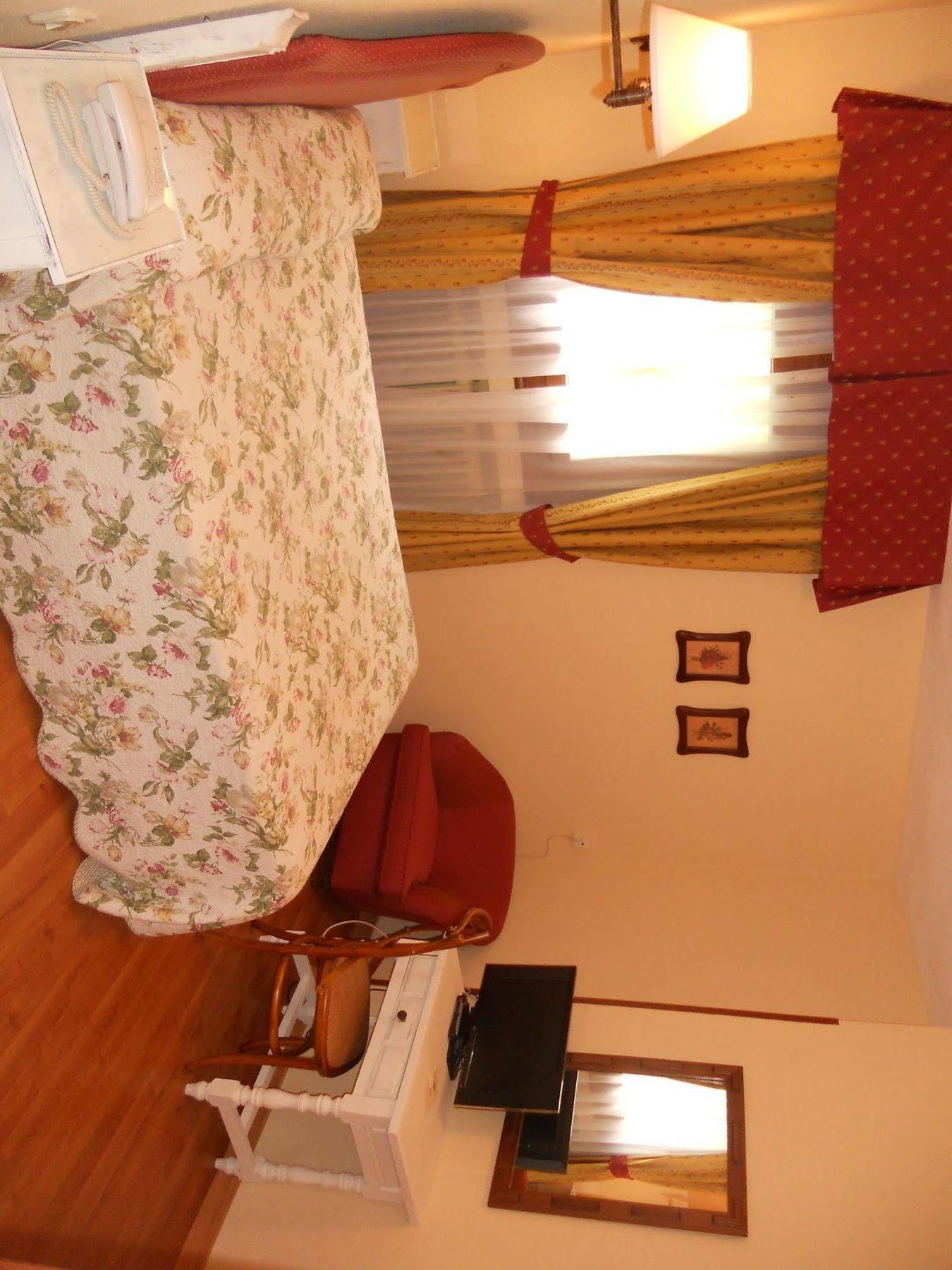 Hotel Rural Las Postas Навасеррада Екстер'єр фото